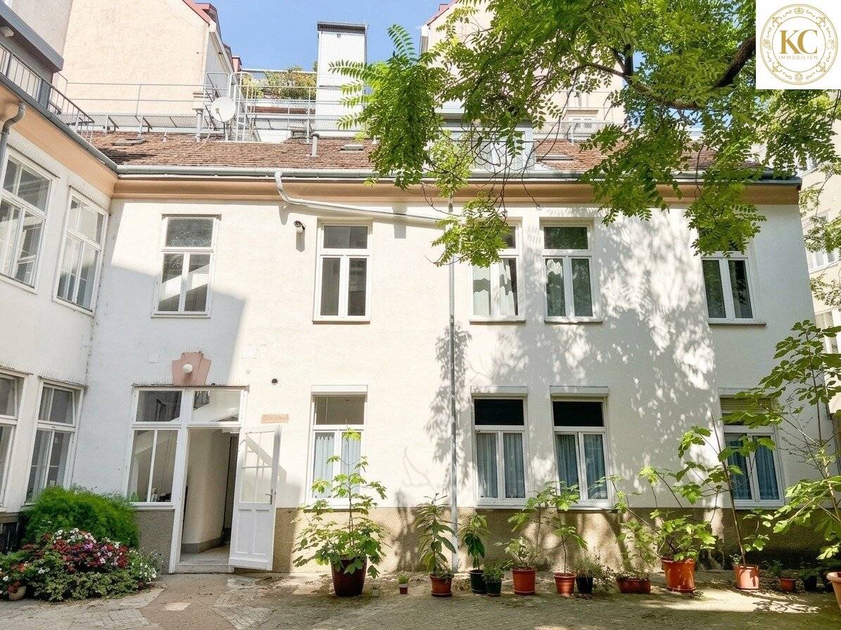Refugium für Individualisten mit Terrasse