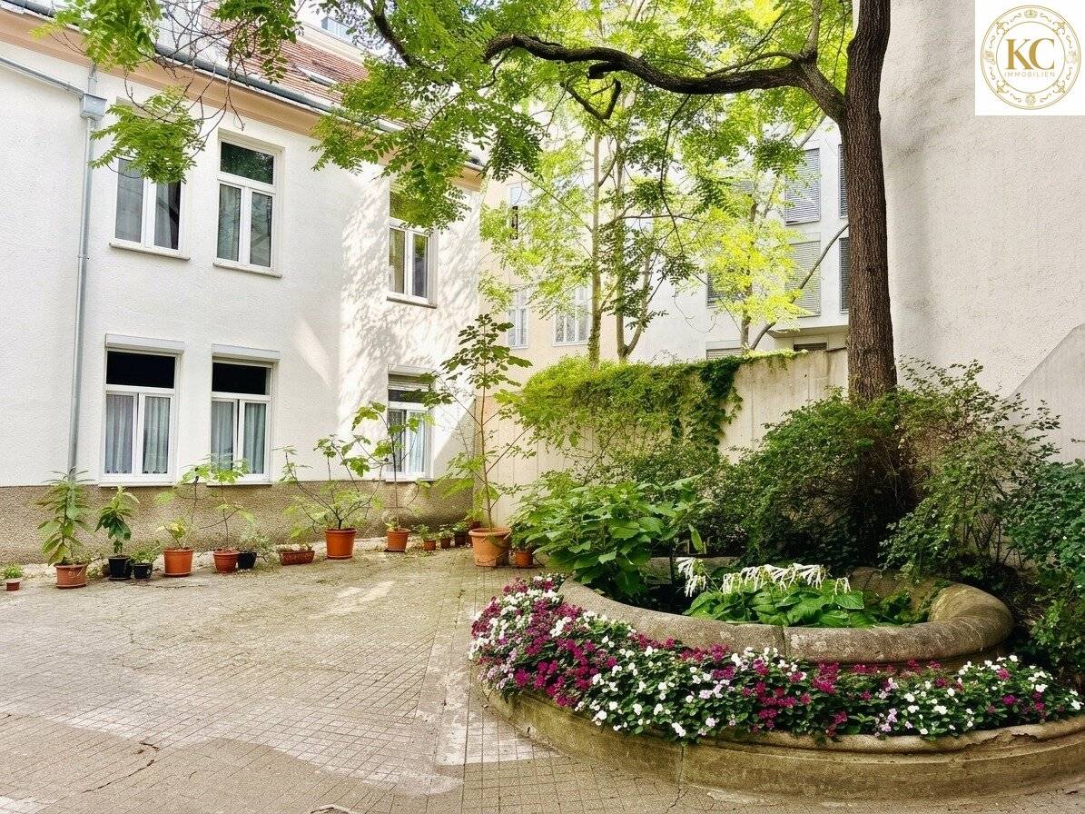 Refugium für Individualisten mit Terrasse