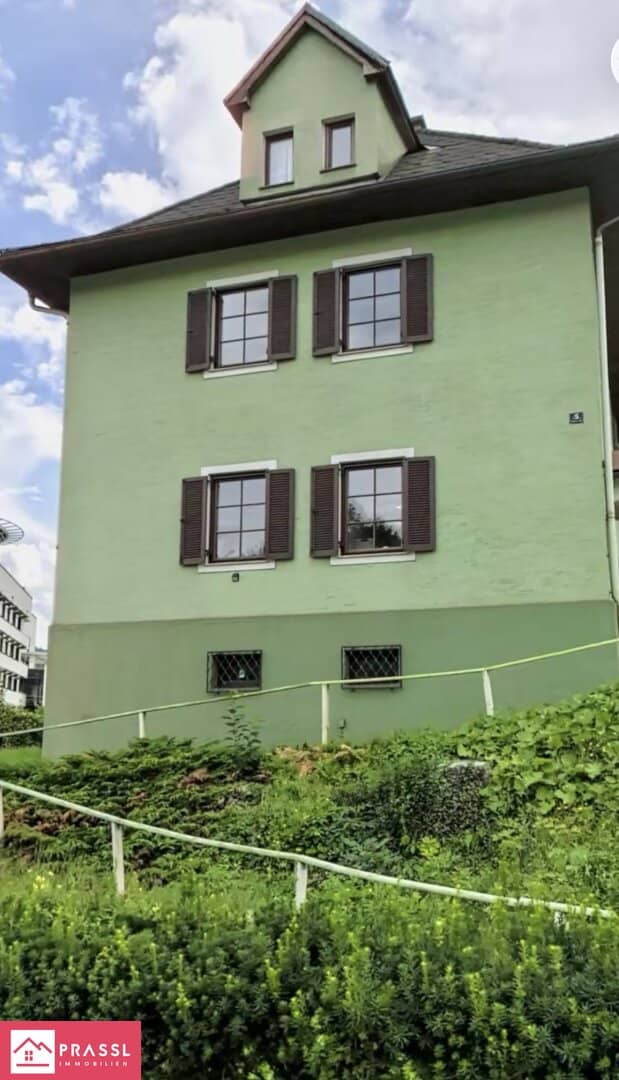Lovingly renovated 5-room house with garden, 2 bathrooms and fitted kitchen for rent in 8700 Leoben