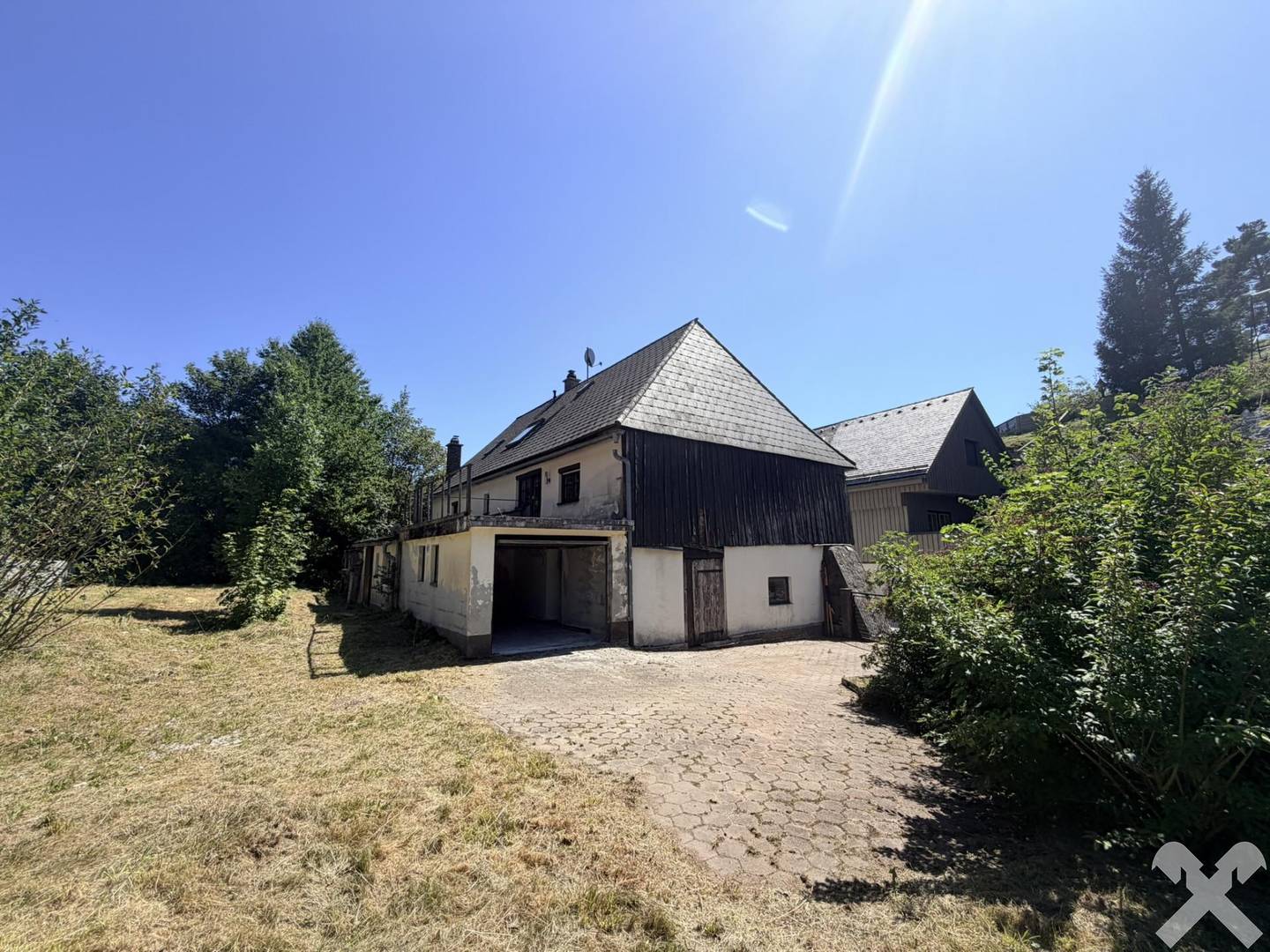 Historic property with renovation potential apartment