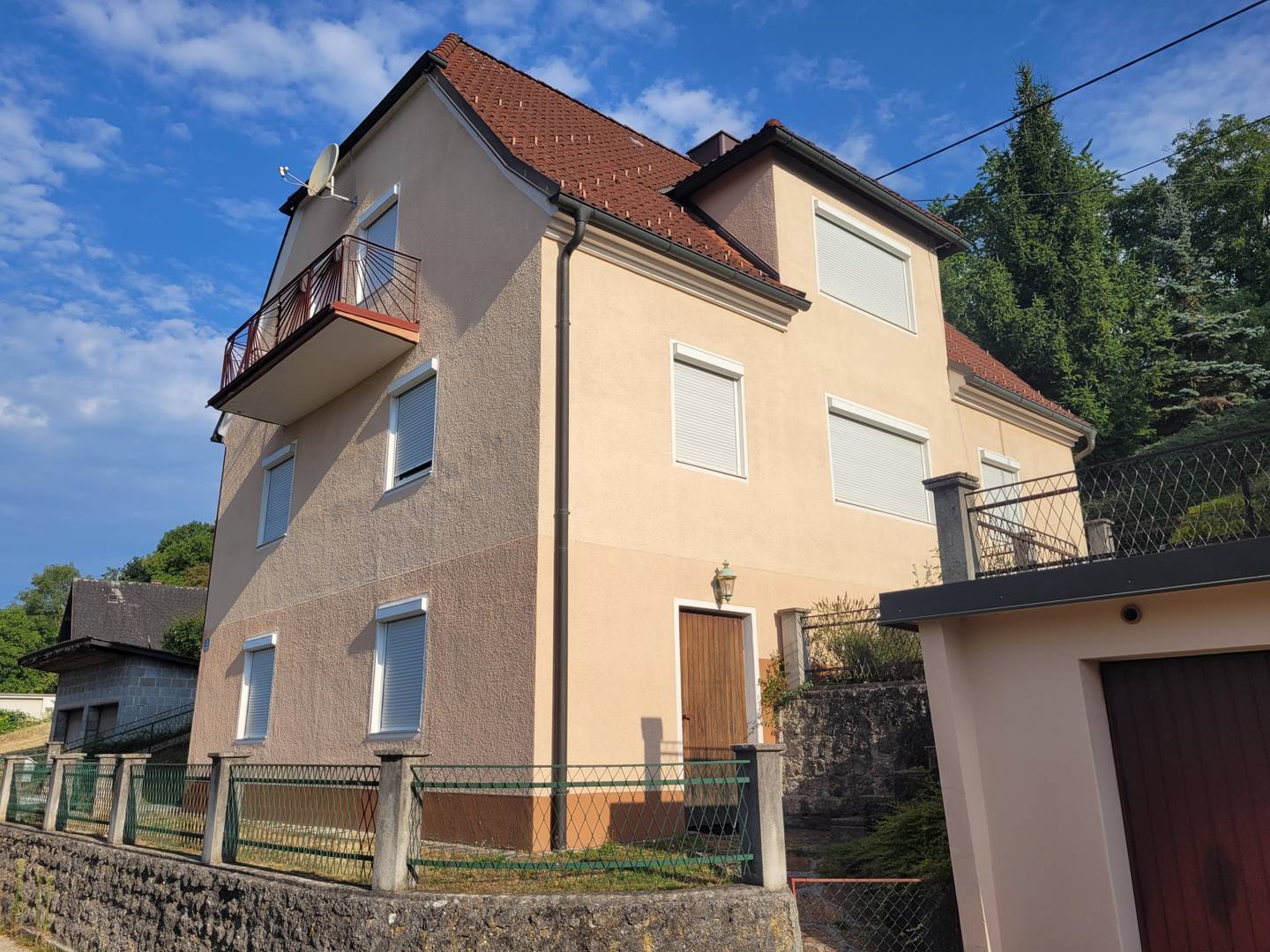 Parkähnliche Familienwohnung mit schöner Aussicht