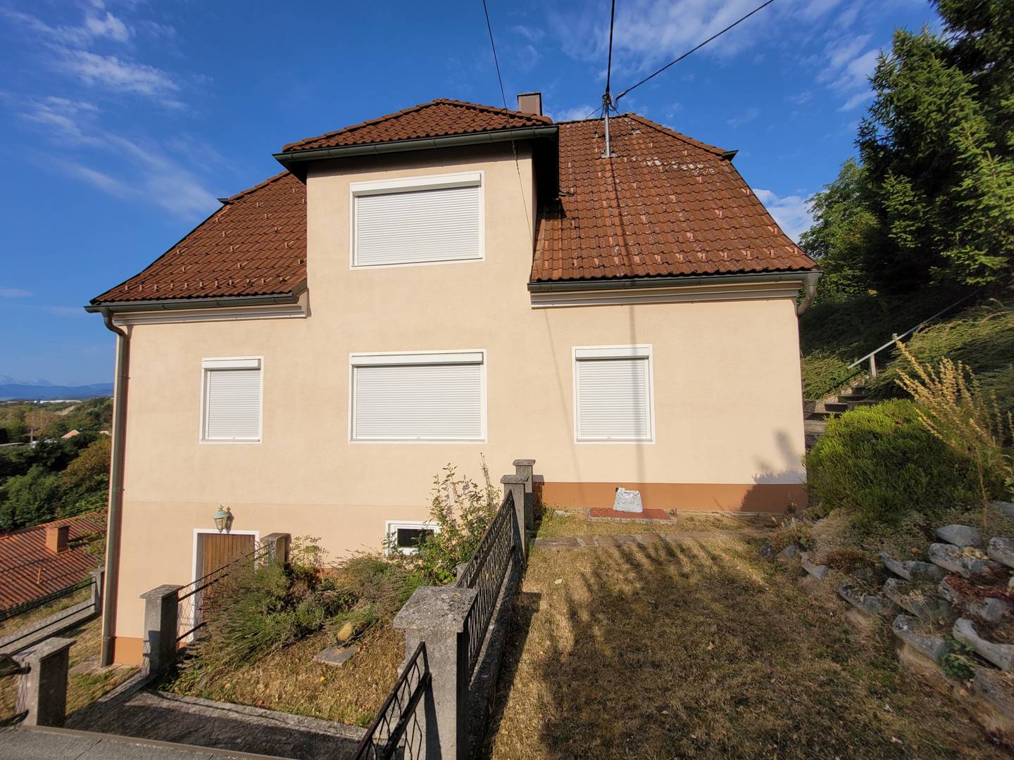 Parkähnliche Familienwohnung mit schöner Aussicht