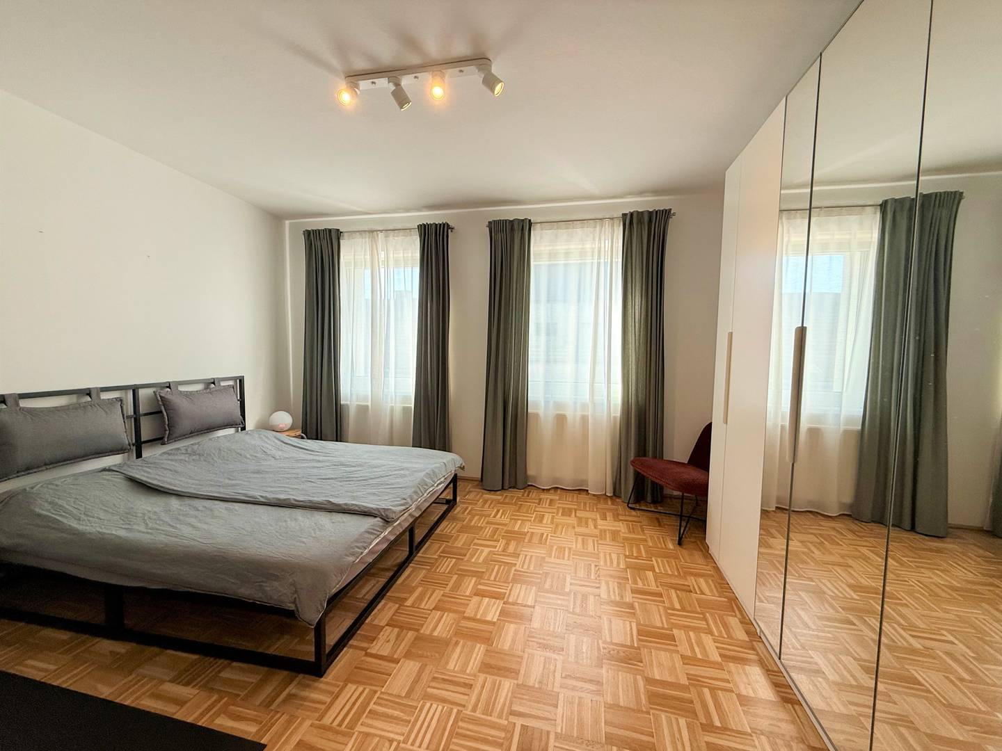 Wohnung near Lentia City with modern kitchen and lift