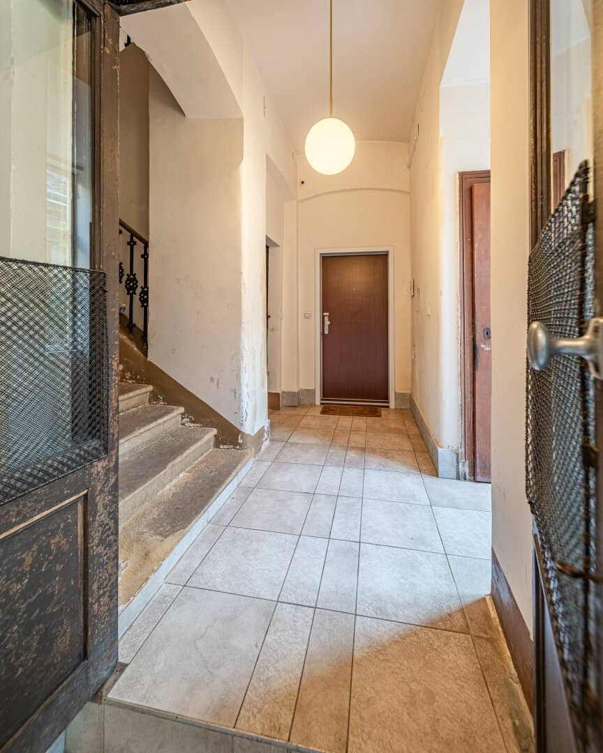 Zinshaus aus langjährigem Privatbesitz – Naschmarkt ums Eck – U4 Kettenbrückengasse ca. 150 m