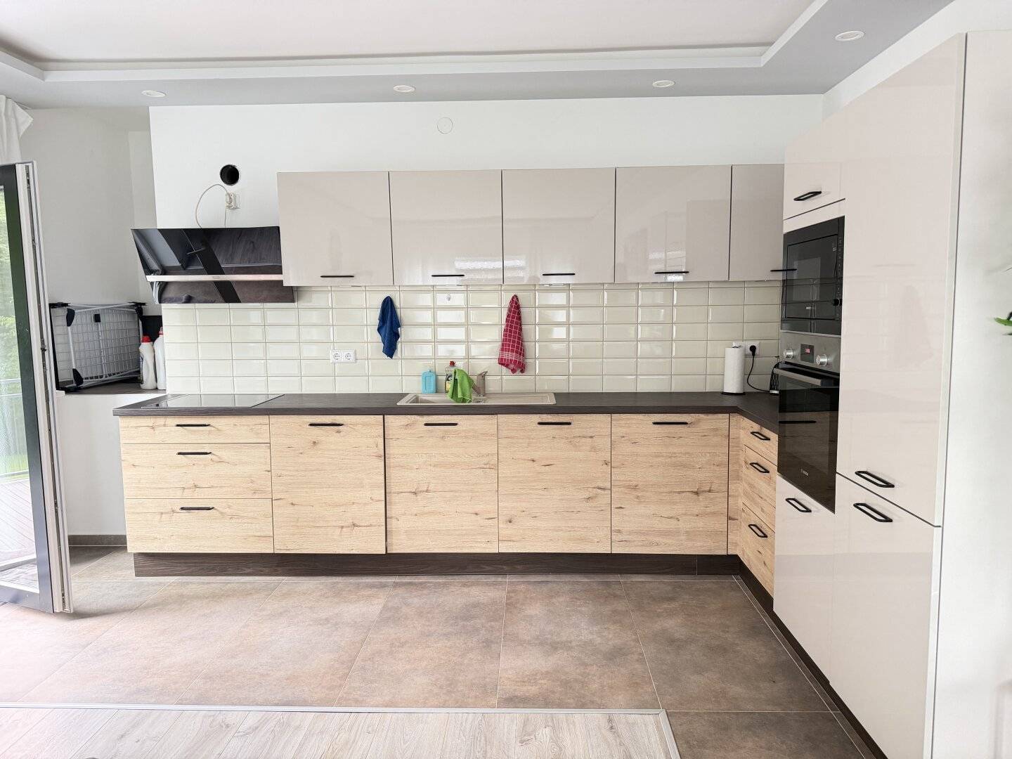 TOP HAUS mit 210 m² WNFL in GRÜNRUHELAGE mit GARTEN - zwei EINGÄNGE