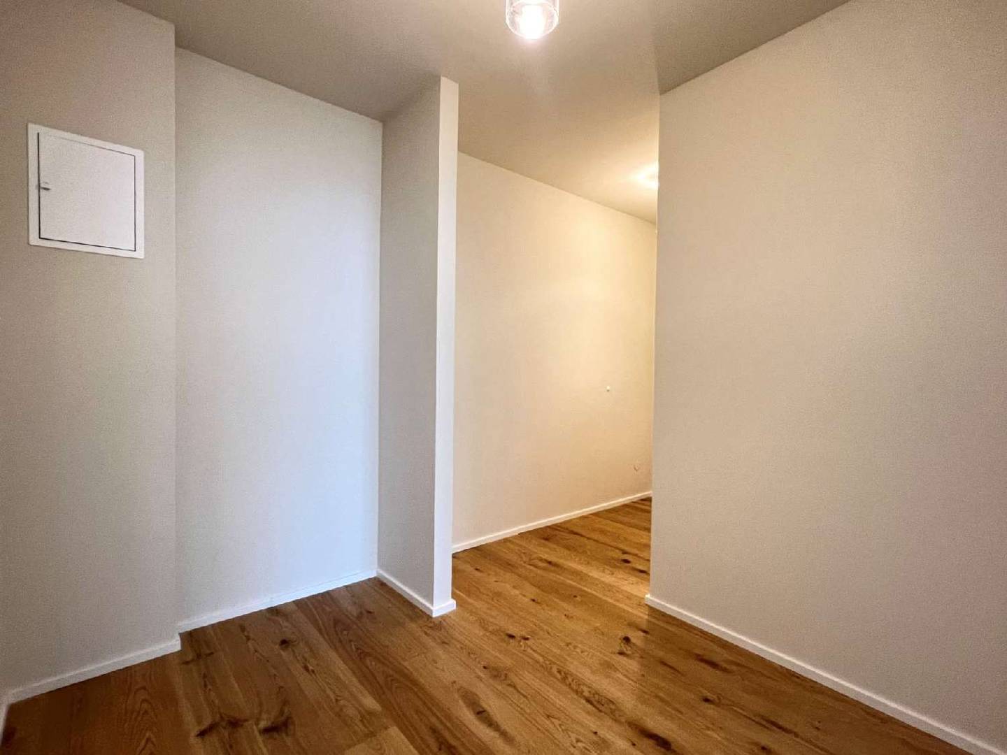 Bright apartment in the Freihausviertel with southwest exposure