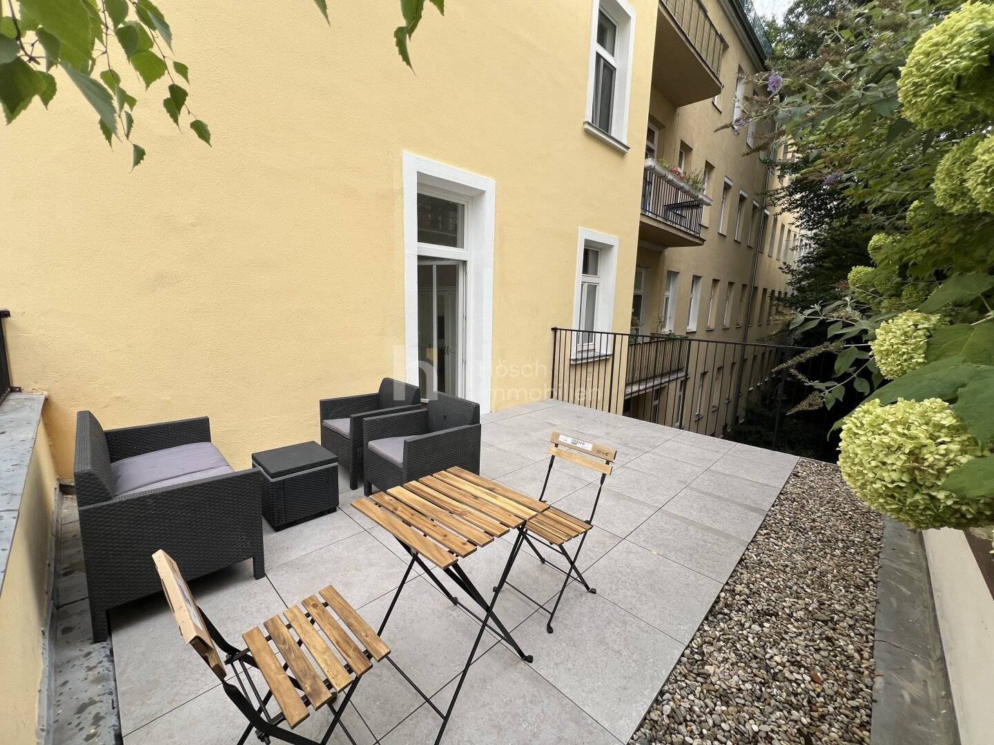Großzügige Stadtwohnung mit privater Dachterrasse nahe Belvedere