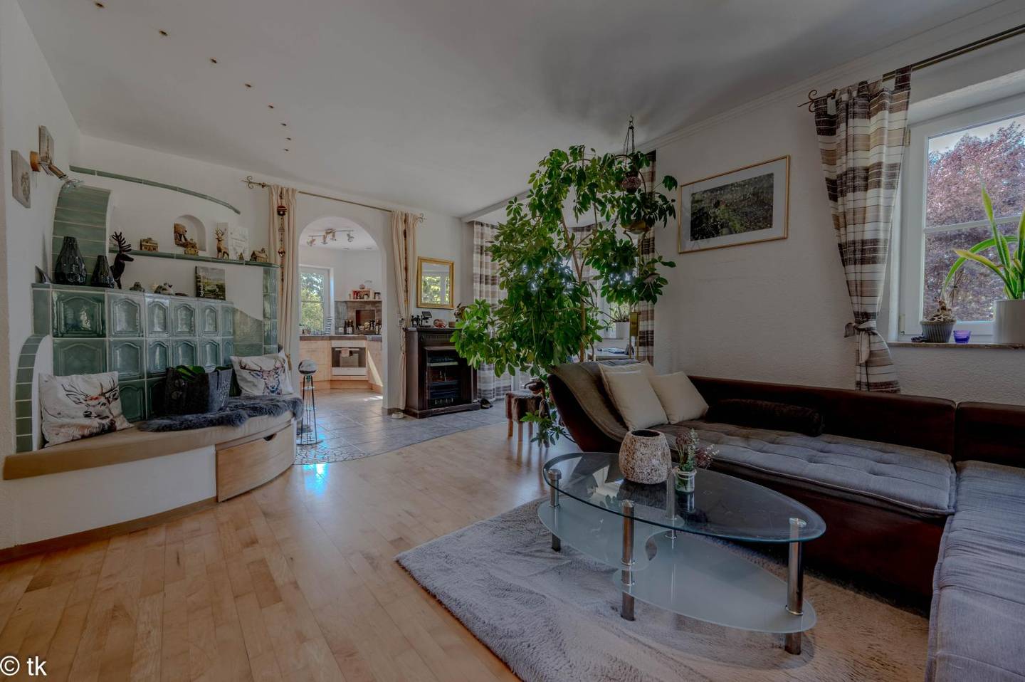 Family apartment with unobstructed mountain view and garden