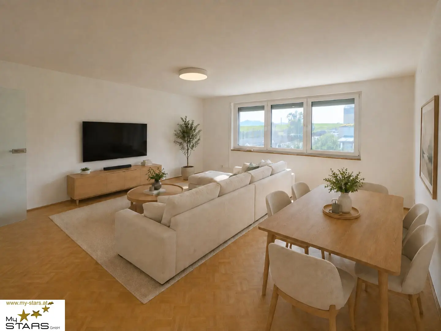 Light-flooded, fully renovated apartment with south-facing loggia and new fitted kitchen