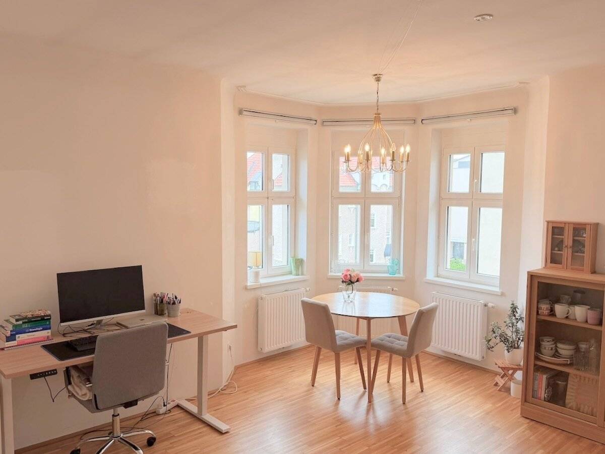 NÄHE UNI-CAMPUS KREMS! CHARMANTE 2 ZIMMER- WOHNUNG mit BALKON!