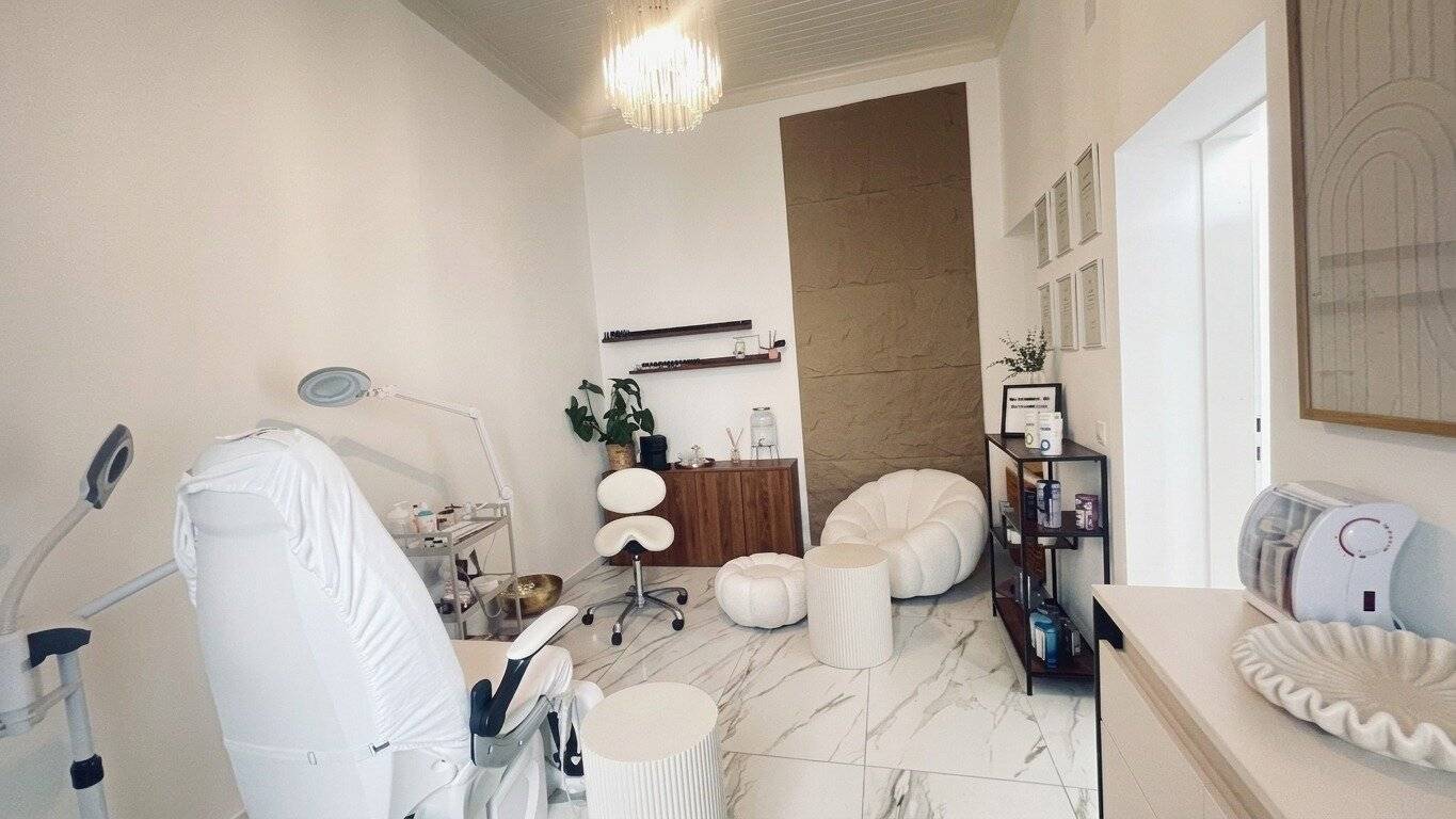 Vollsaniertes Geschäftslokal für Beauty, Kosmetik, Massage & Praxis in 1020 Wien