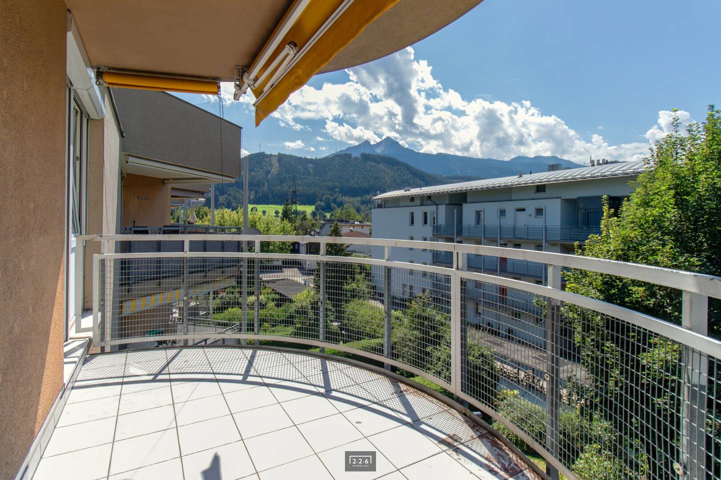 226 IMMOBILIEN: INNSBRUCK-MITTERWEG | 2 ZIMMER | 57 m² | WESTBALKON | TIEFGARAGE