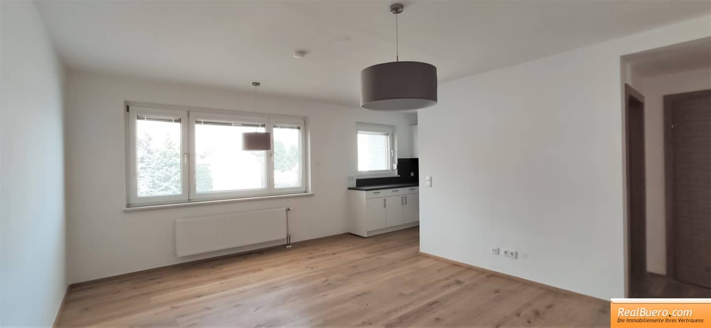 GEMÜTLICHE 3 ZIMMERWOHNUNG AN DER STADTGRENZE WIENS - NÄHE PERCHTOLDSDORF