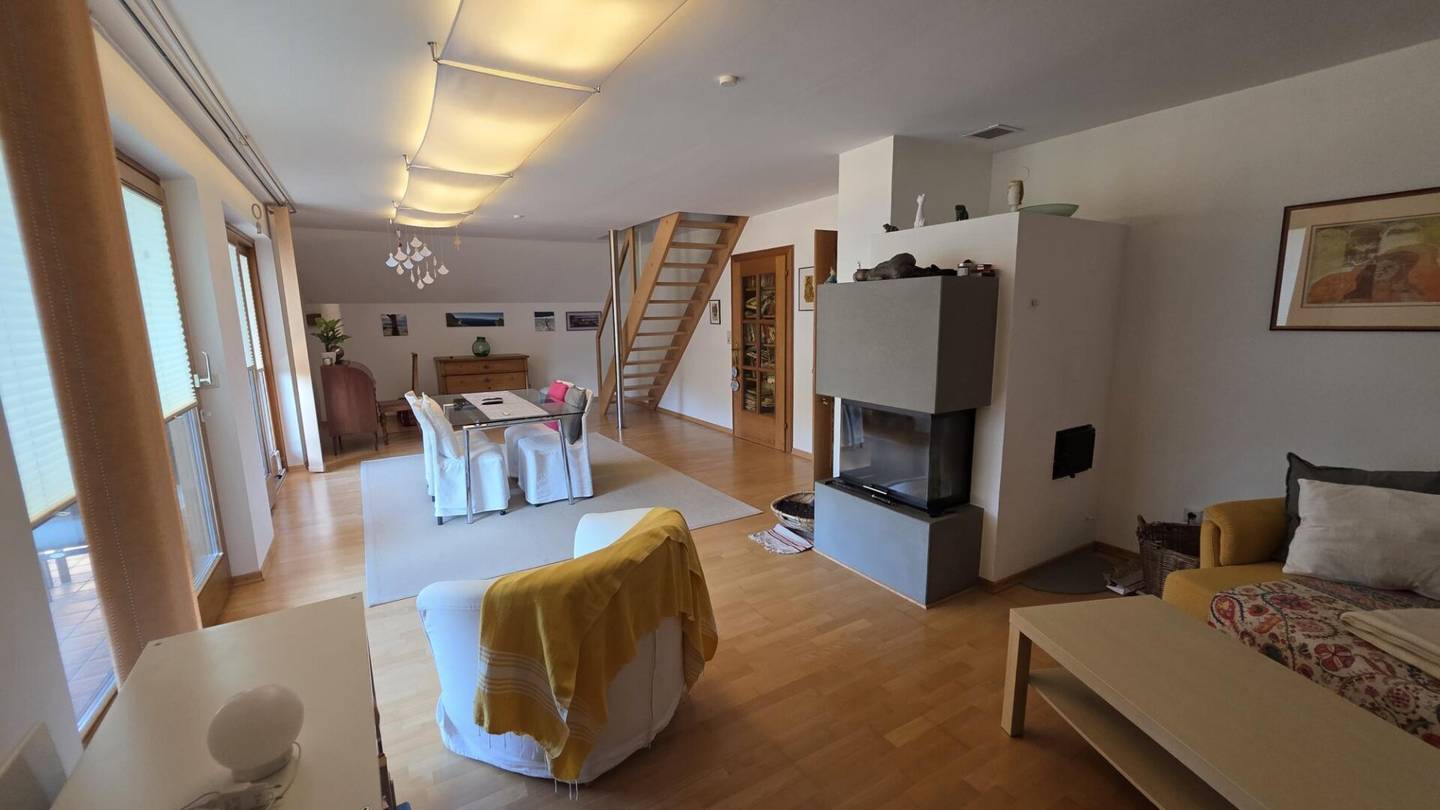 Peace for Two - spacious 2-room maisonette apartment in Neu-Anif
