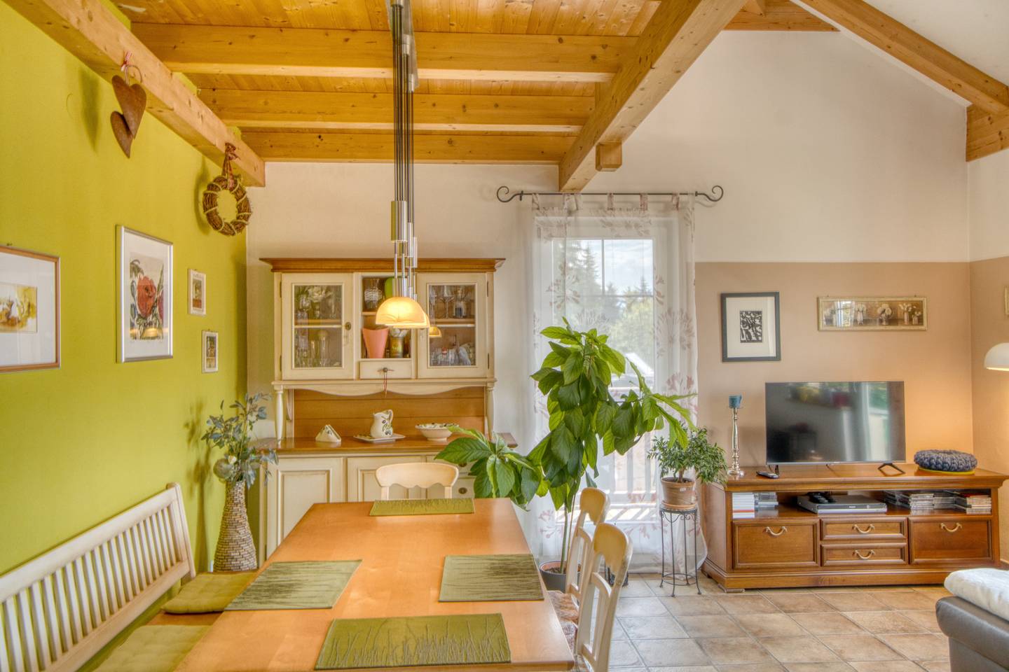 Ankommen, durchatmen. 5 Zimmerwohnung in Ruhelage