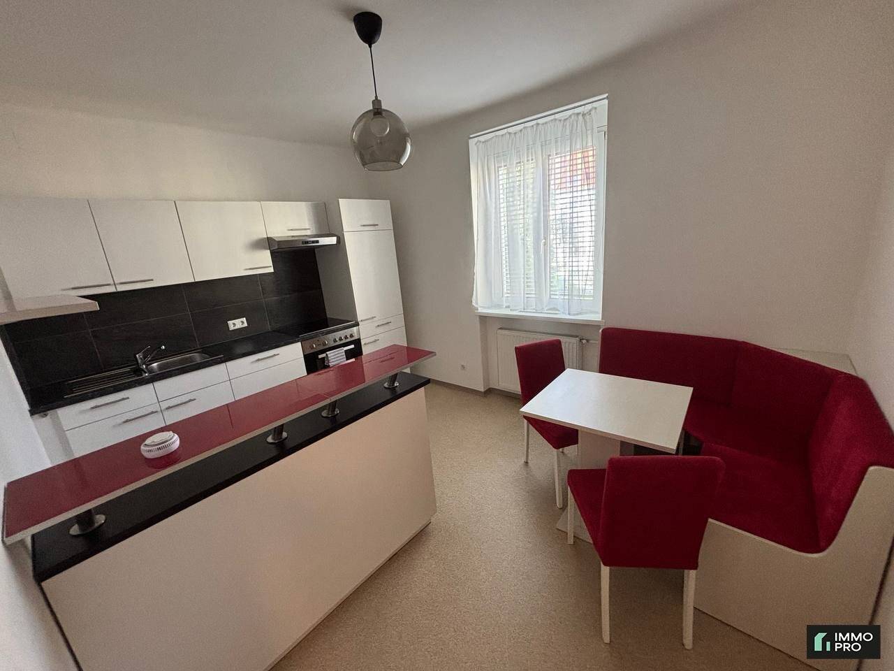 Schöne 3-Zimmer Wohnung - teilmöbliert