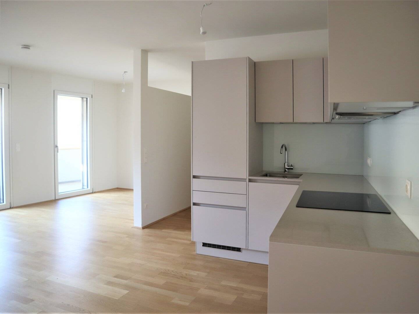 Moderne 2-Zimmerwohnung mit Terrasse und Balkon im noblen Cottageviertel!