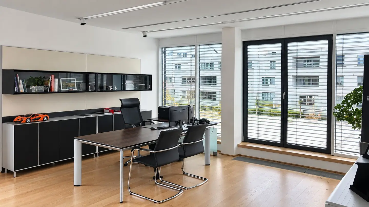 Working at a high level - representative office in Puch/Urstein