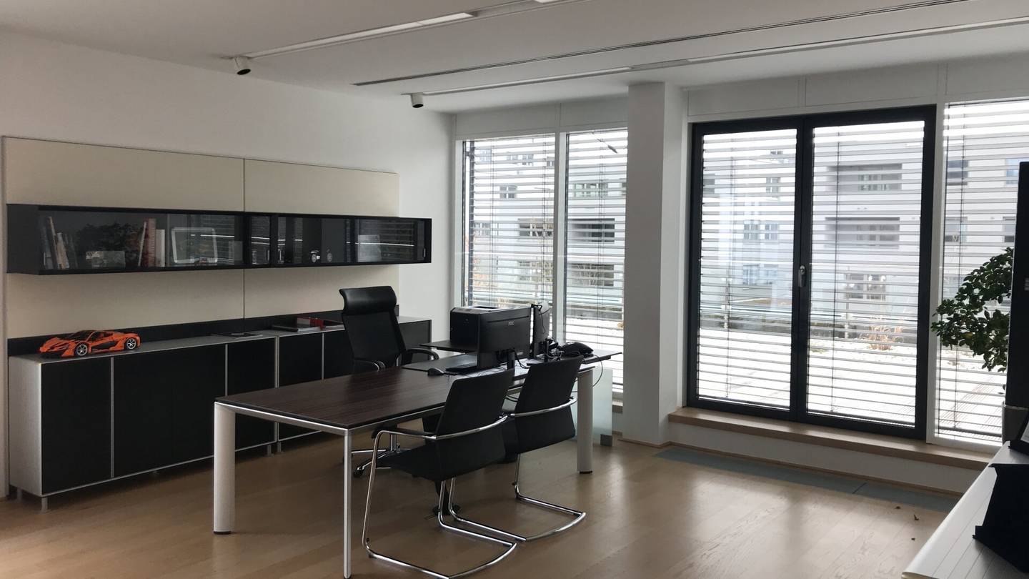 Arbeiten auf hohem Niveau - repräsentatives Büro in Puch/Urstein