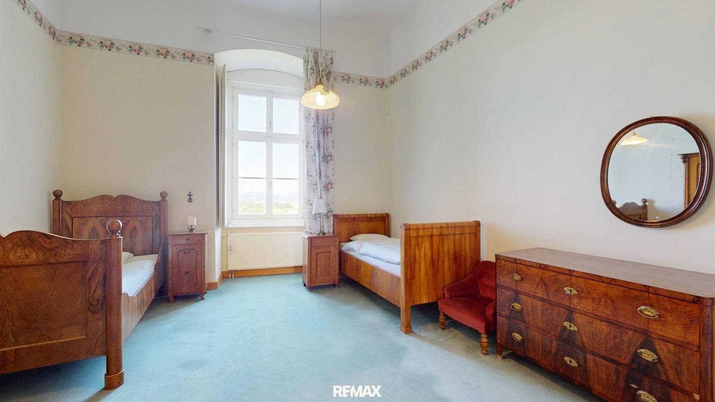 Wohnen auf Zeit im Schloss - Möblierte 3-Zimmer-Wohnung - Beruflicher Kurzaufenthalt