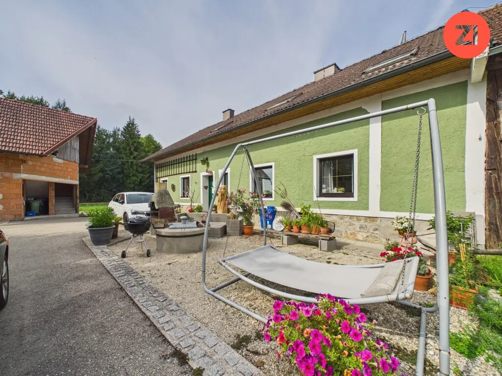 Ruhig gelegene Familienwohnung mit Garten und Garage
