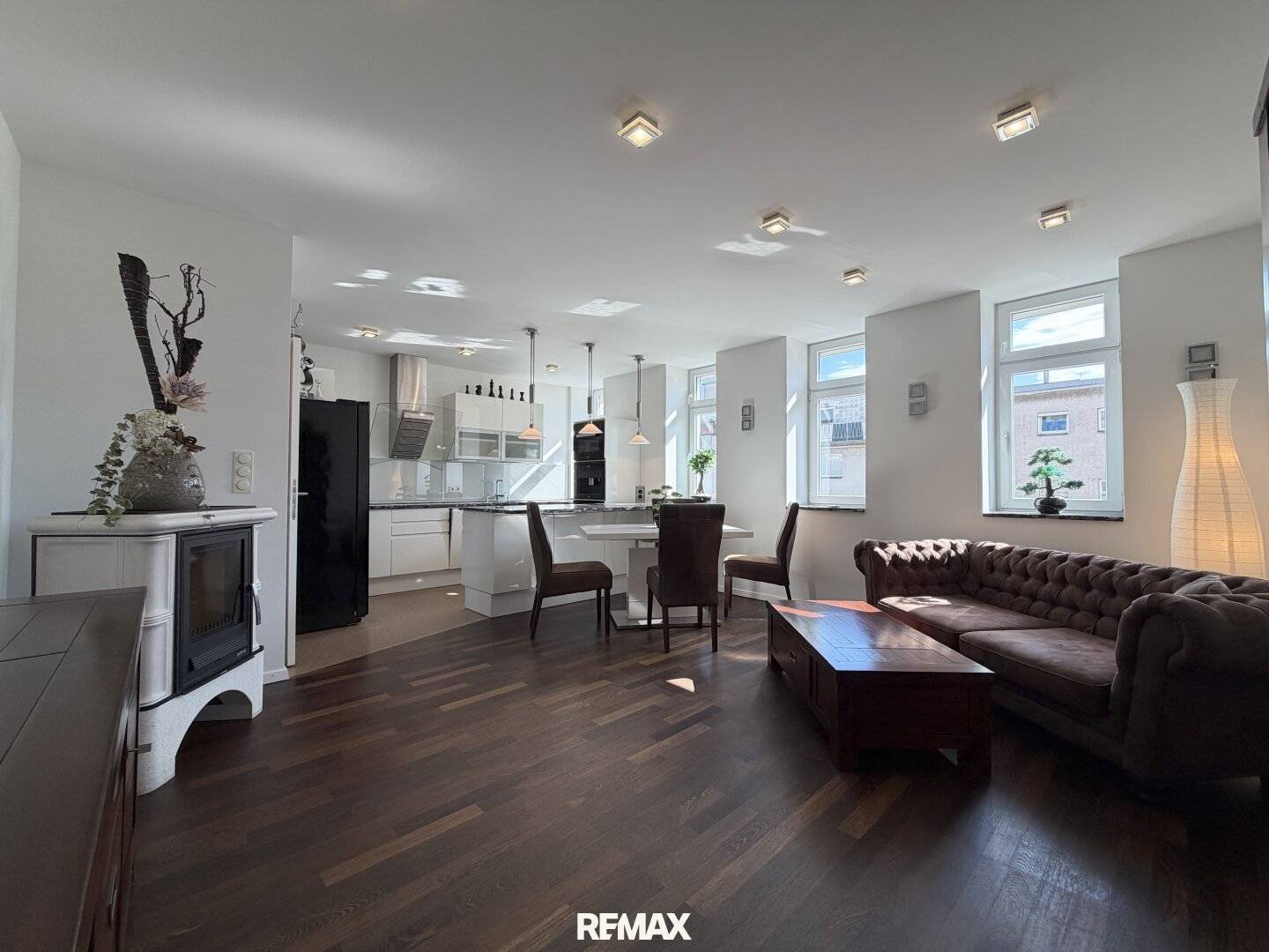 Exklusive 3-Zimmer-Neubauwohnung mit Balkon – Top-Ausstattung &amp; komplett möbliert