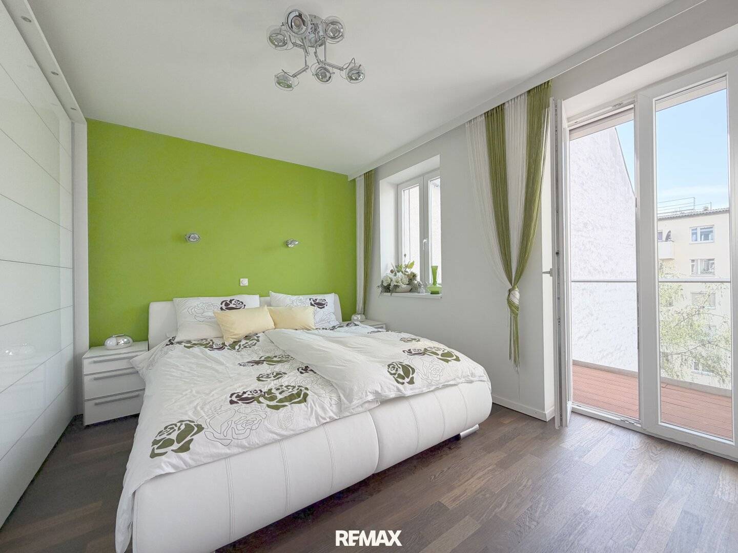 Exklusive 3-Zimmer-Neubauwohnung mit Balkon – Top-Ausstattung &amp; komplett möbliert