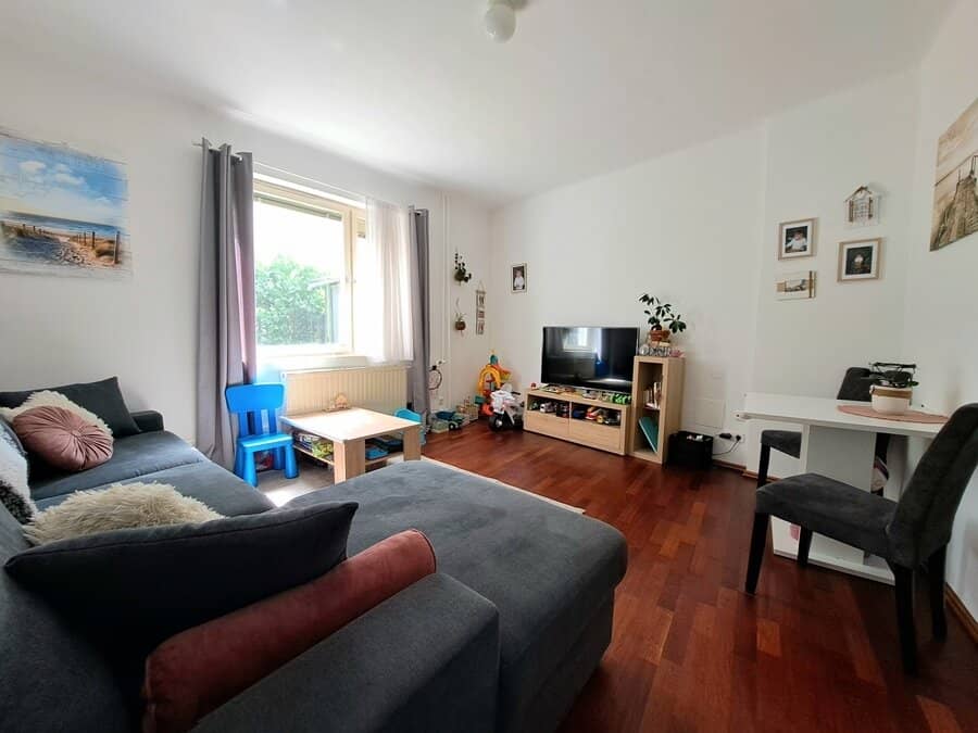 Gemütliche ebenerdige 2-Zimmer-Innenhof-SINGLE-Wohnung im Zentrum von Baden bei Wien