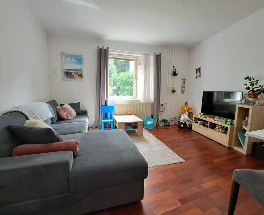 Gemütliche ebenerdige 2-Zimmer-Innenhof-SINGLE-Wohnung im Zentrum von Baden bei Wien