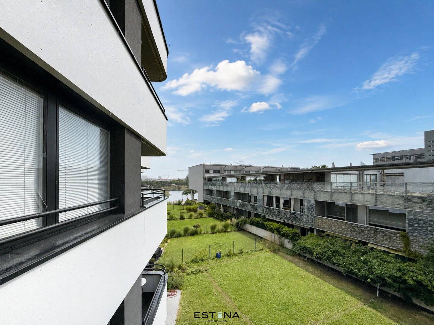 Exklusives 2-Zimmer-Apartment mit Balkon in der Donau City – Wohnen am Wasser | DC Residential