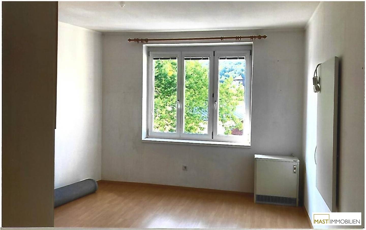 Beeindruckende 2 Zimmer Wohnung in ausgezeichneter Lage direkt in Baden