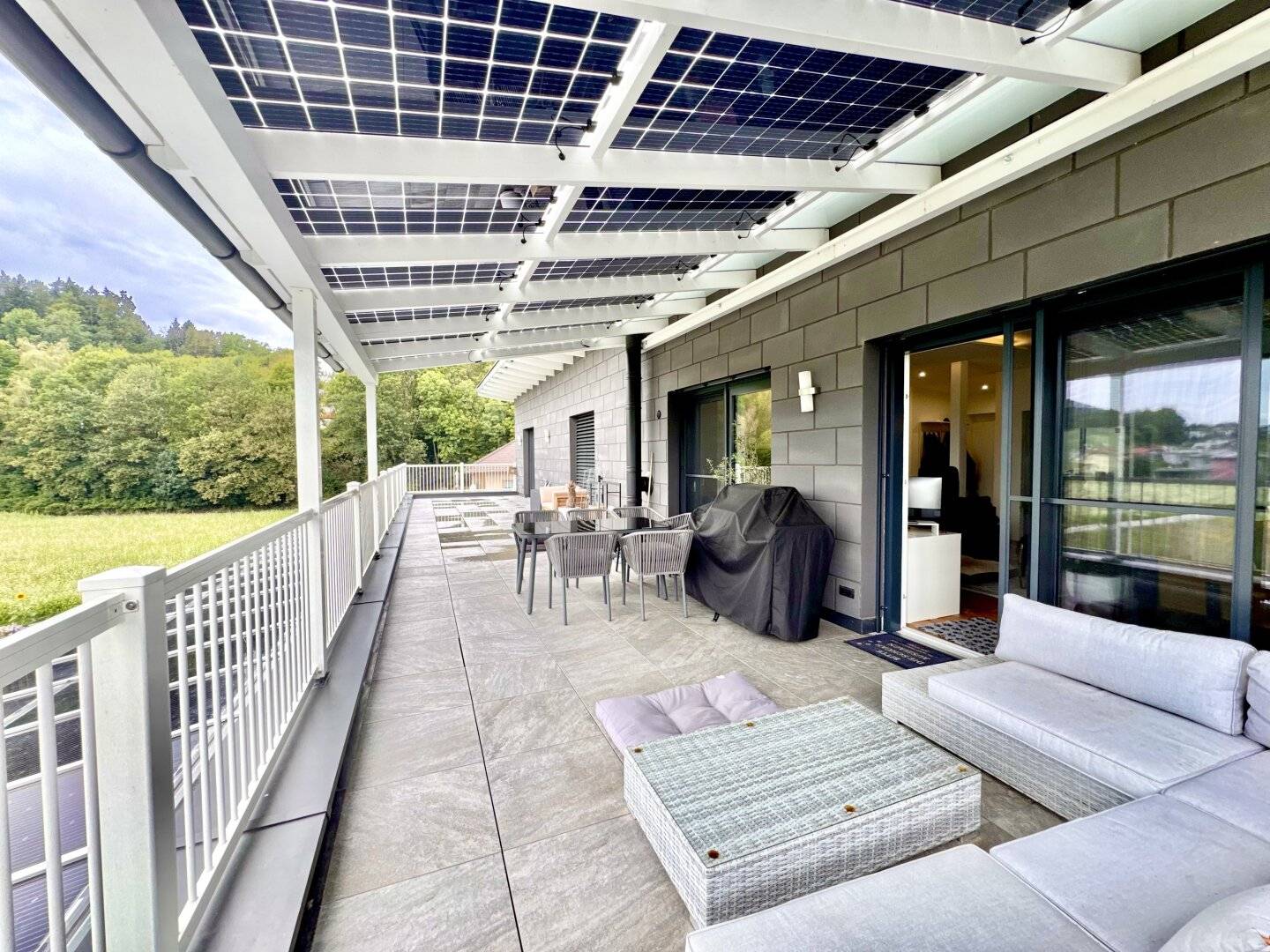 Mondäne Penthousewohnung mit spektakulärer Dachterrasse und exklusiven Extras