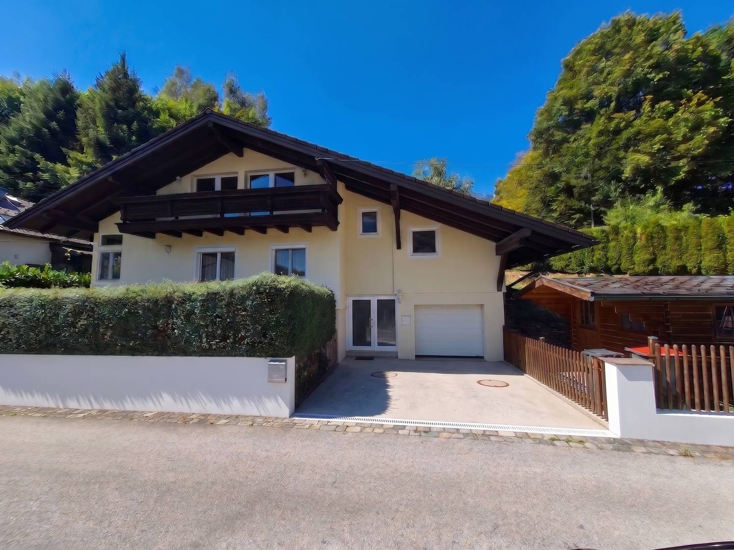 Einfamilienhaus in Neu-Anif!
