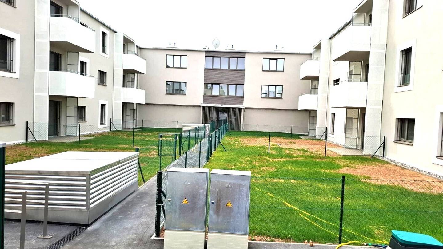 NEU ERBAUTE MIETWOHNUNGEN MIT KAUFOPTION AM STADTRAND