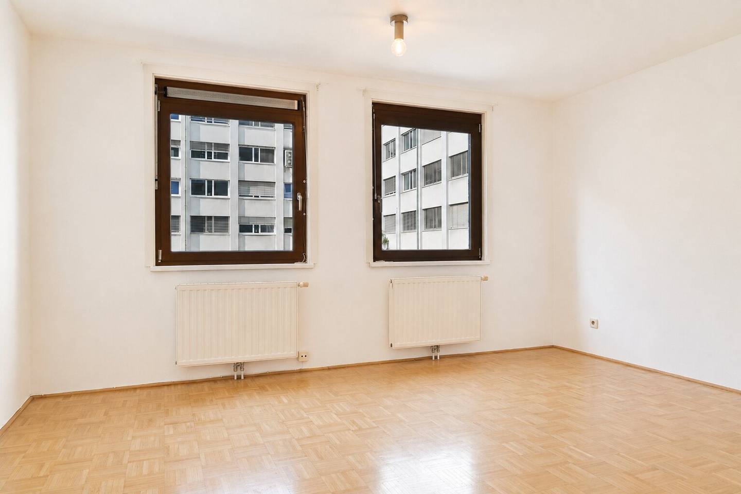 Eigentumswohnung am Handelskai – rechtlicher Neubau – Lift, Tiefgarage und Donau vor der Tür