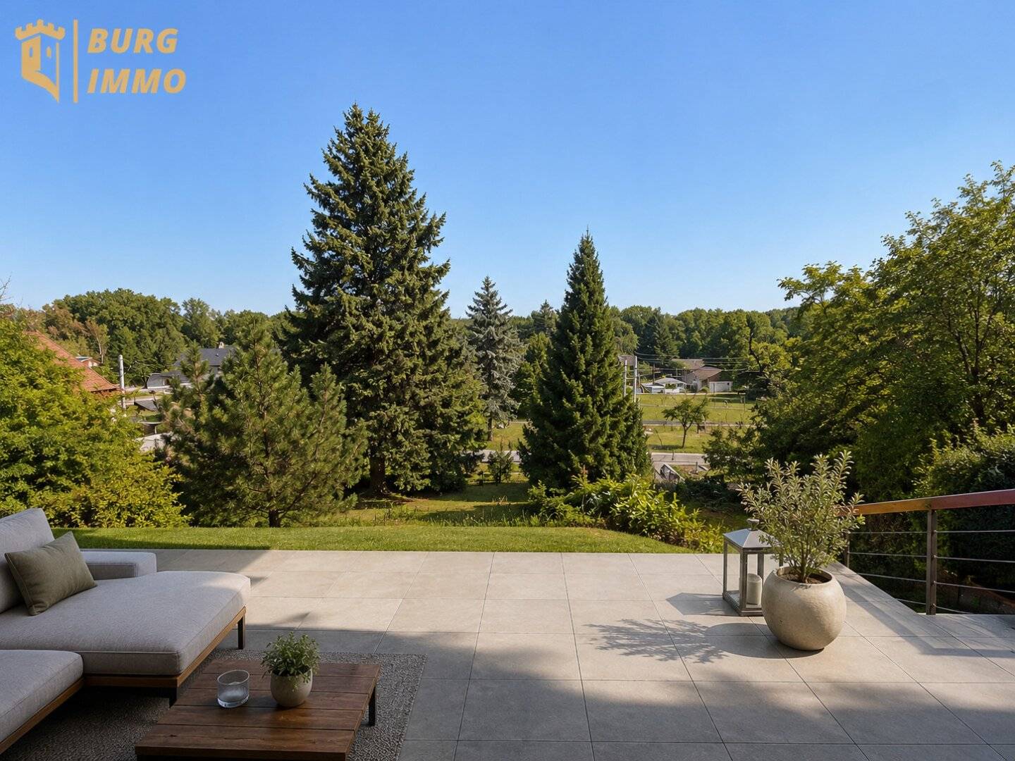 EXKLUSIVE KAUFGELEGENHEIT – Familienhaus mit Pool, großem Garten & Weitblick