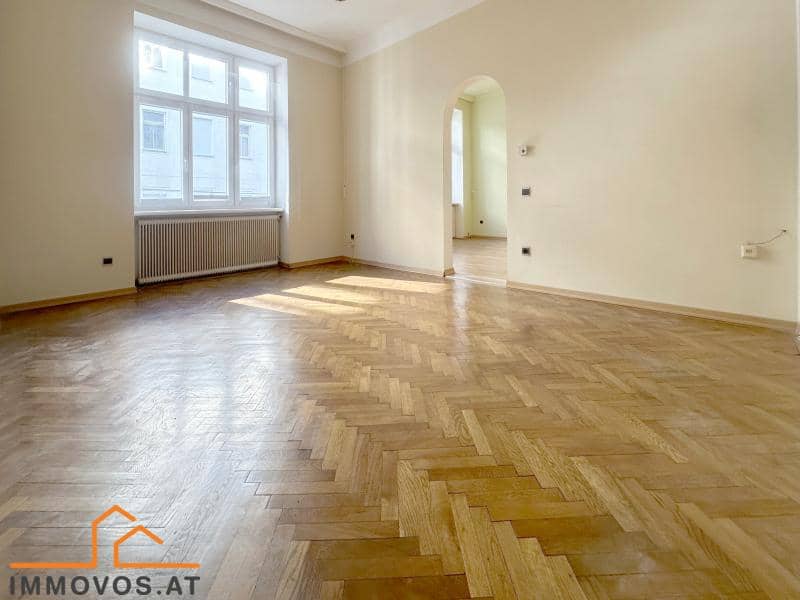 * ALTBAU mit BALKON-Möglichkeit *