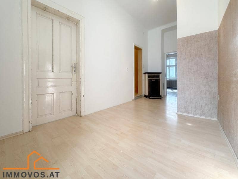 * ALTBAU mit BALKON-Möglichkeit *