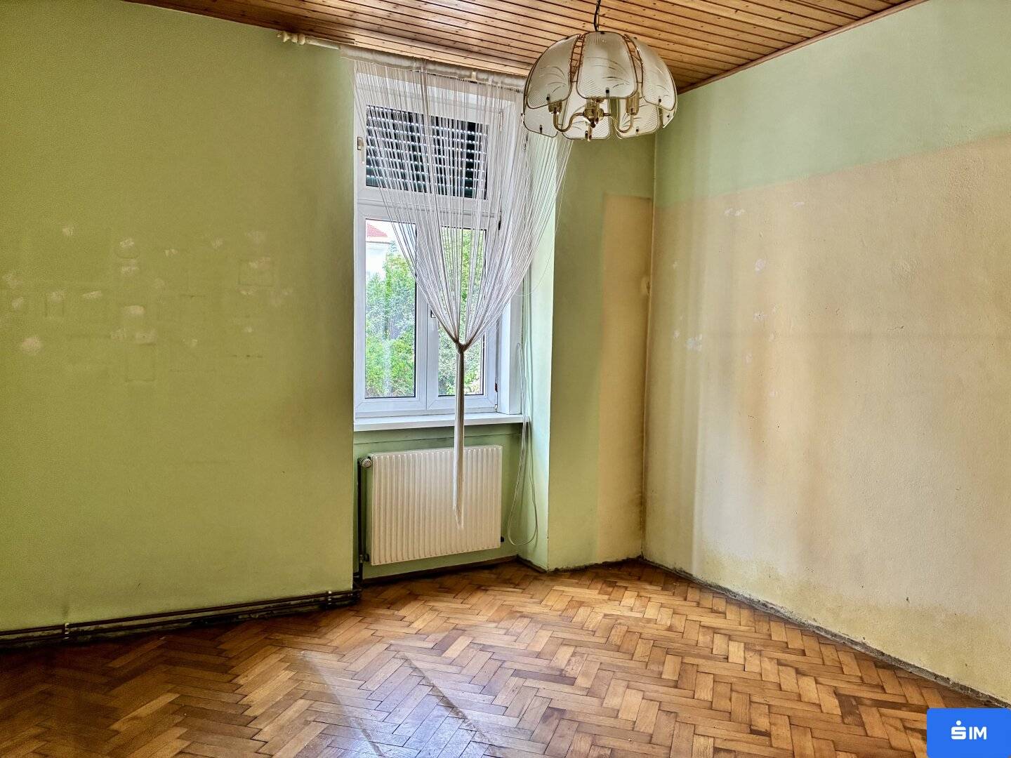 Provisionsfreie Altbauwohnung mit Sanierungspotenzial im Herz-Jesu-Viertel