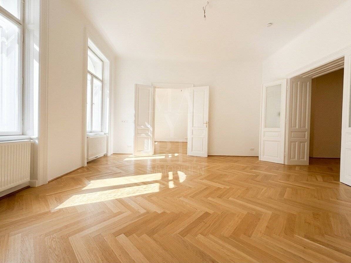 GENERALSANIERTE ALTBAUWOHNUNG IN BESTLAGE DES 4. BEZIRKS