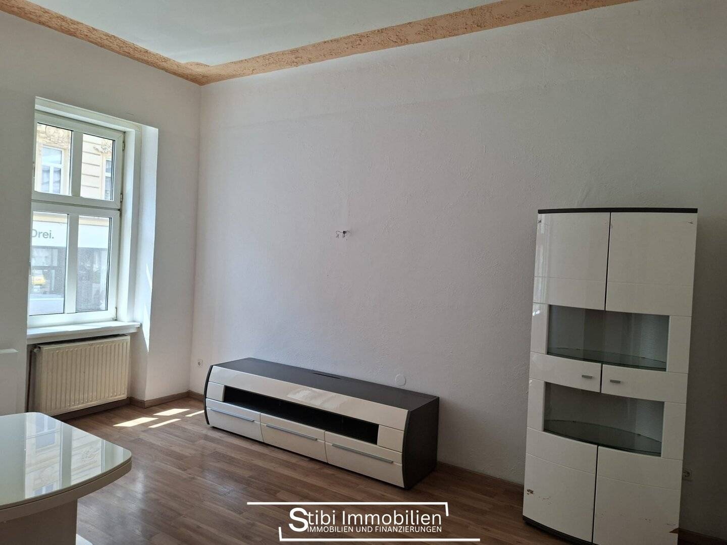 Charmante 2-Zimmer-Altbauwohnung mit Lift in zentraler Lage – Nähe Matzleinsdorfer Platz