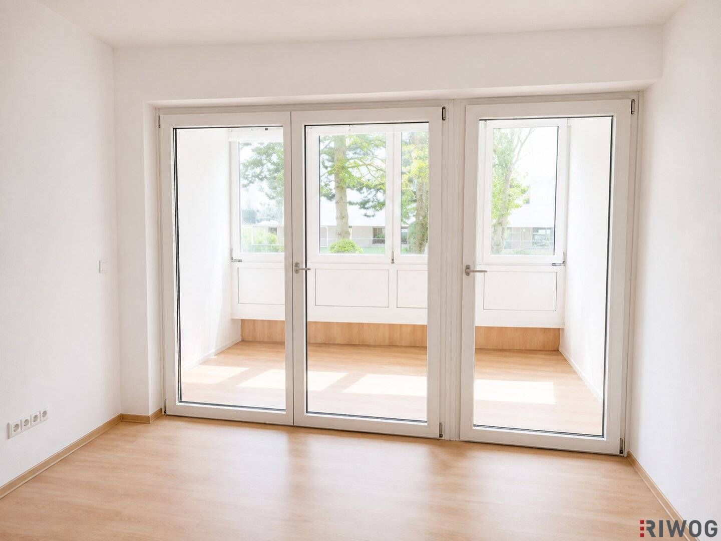 Nähe Bahnhof I Vermietet bis Sommer 2027 I Ruhelage I Stellplatz vorhanden I Loggia und separate Küchenzeile I helle Erdgeschosswohnung