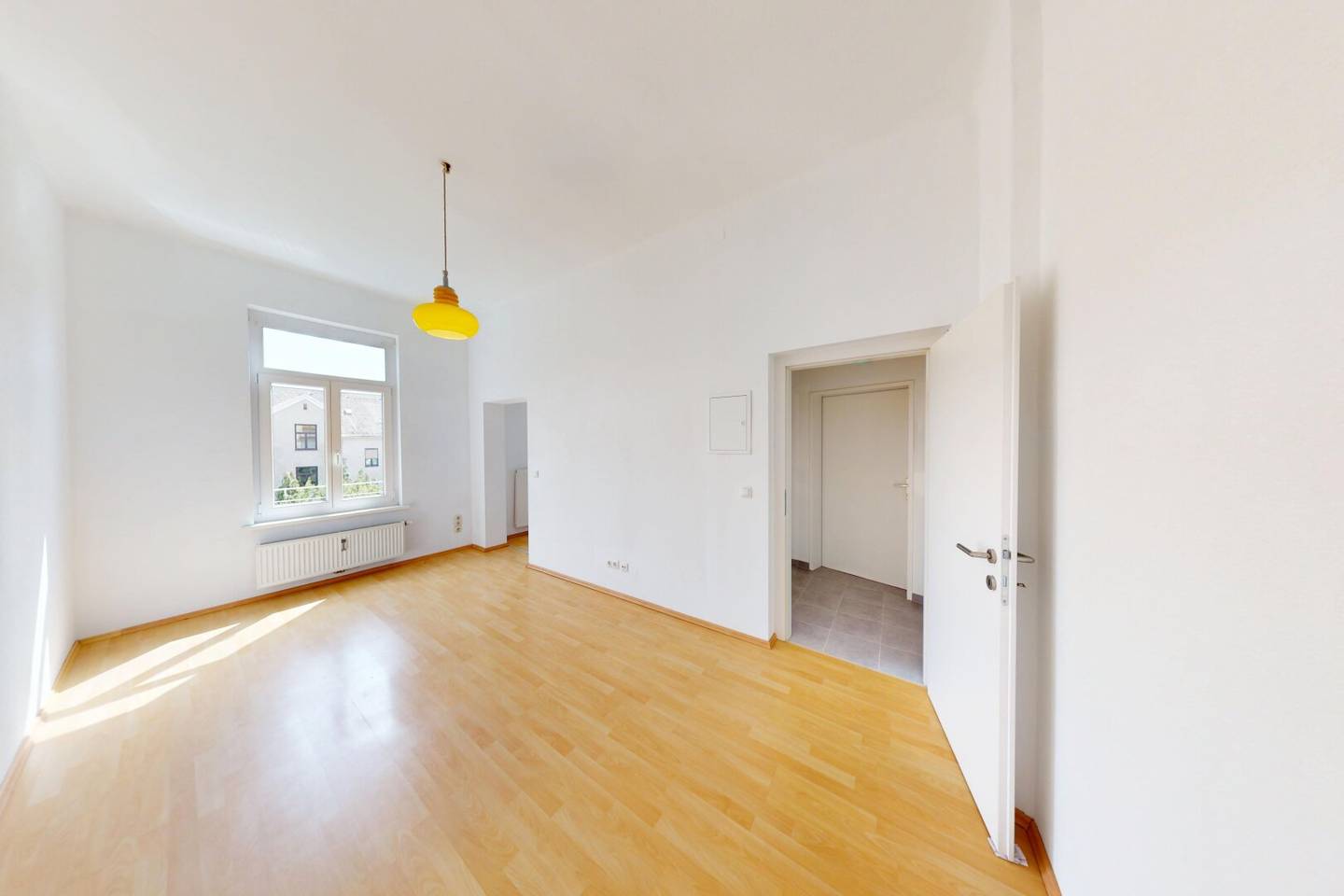 Preis trifft Leistung. Und zwar richtig. – 1 Zimmer, Balkon & beste Lage nahe Hauptbahnhof
