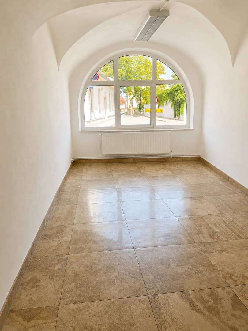 Stilvolles Geschäftslokal im Herzen von Neunkirchen