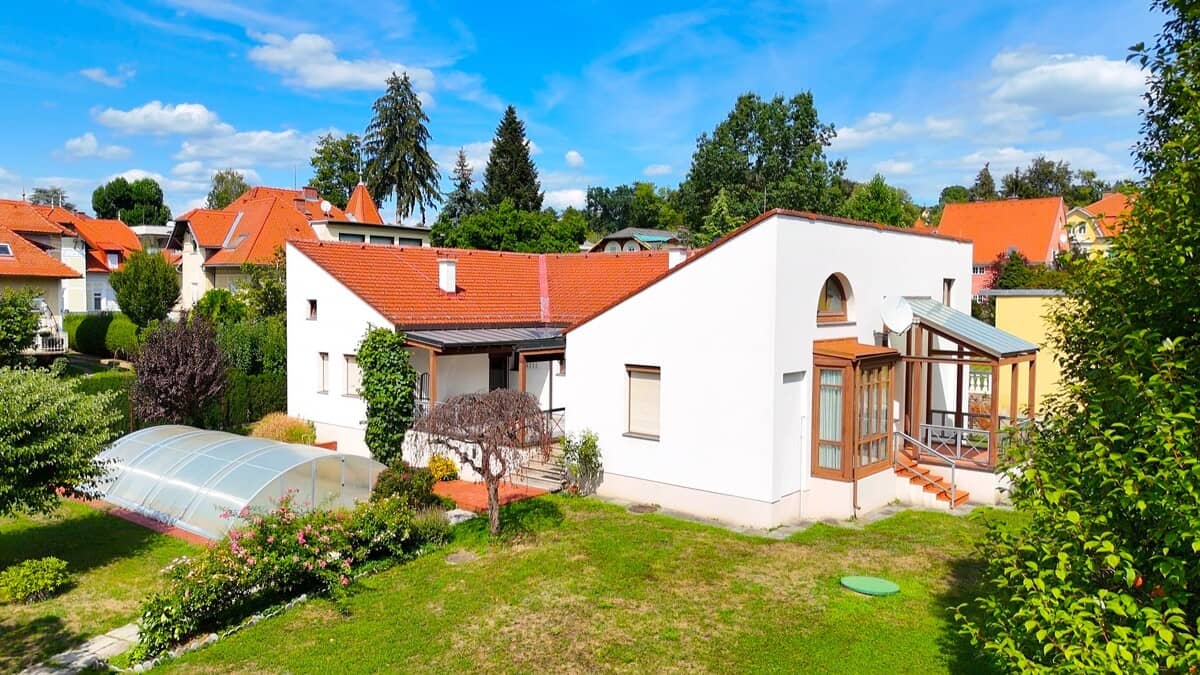 Stilvolle Villa in Graz-St. Peter – großzügiges Wohnen in Bestlage besonderem Charme!