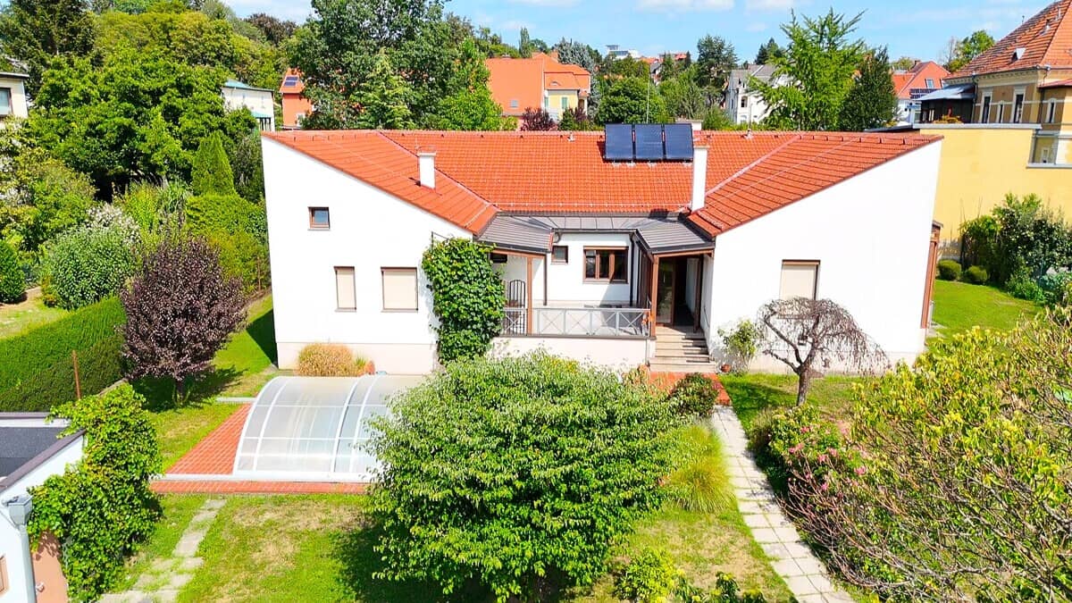 Stilvolle Villa in Graz-St. Peter – großzügiges Wohnen in Bestlage besonderem Charme!