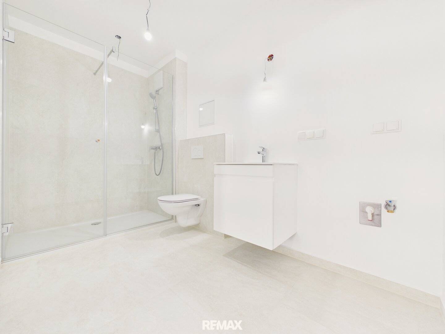 Neubau-Erstbezug | 1-Zimmer-Wohnung mit Loggia | 1. Liftstock