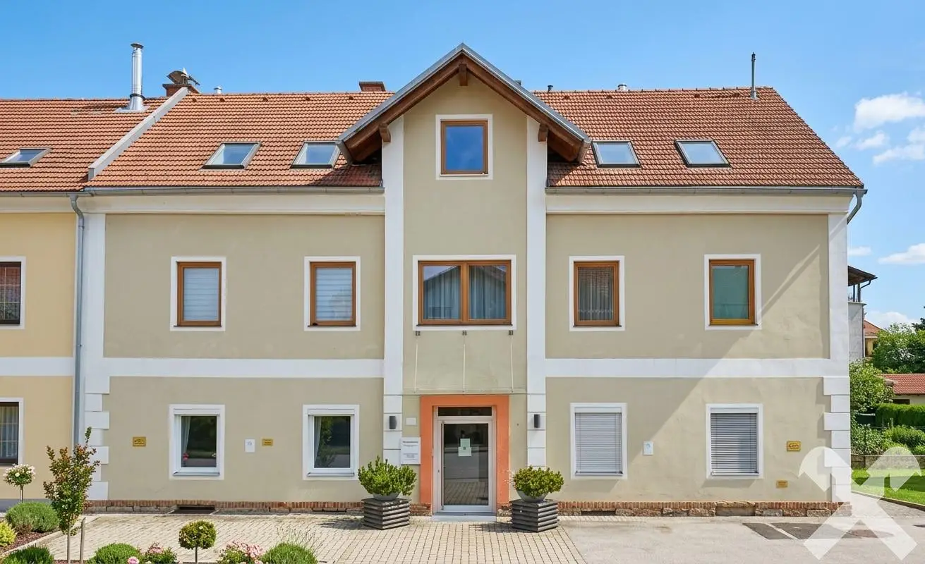 Comprehensively renovated Anlegerwohnung with existing tenancy