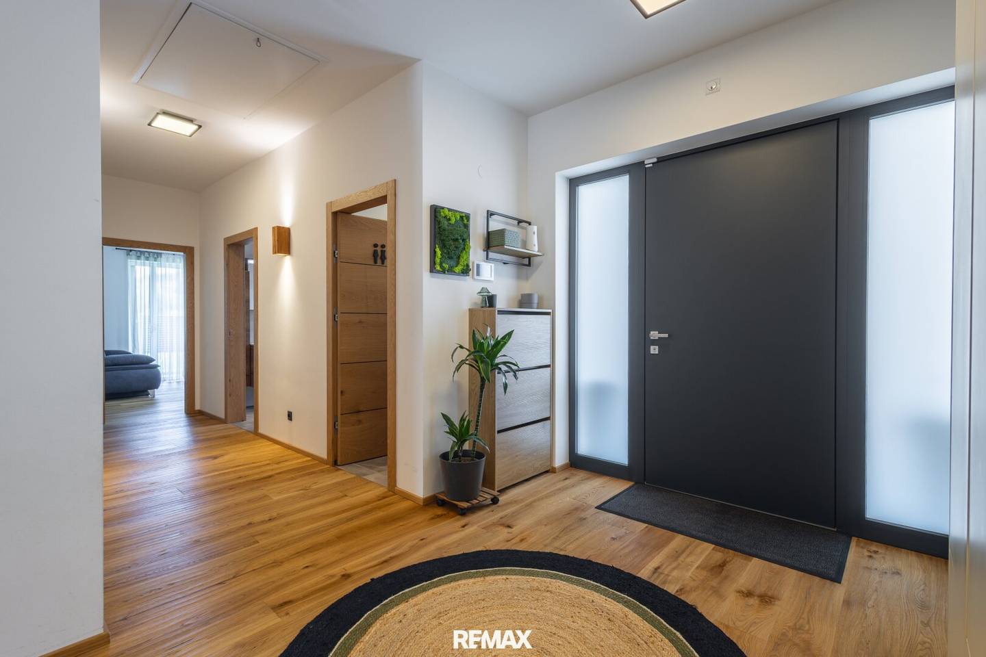 Exklusives Wohnen mit Pool, modernster Technik & außergewöhnlichem Ambiente