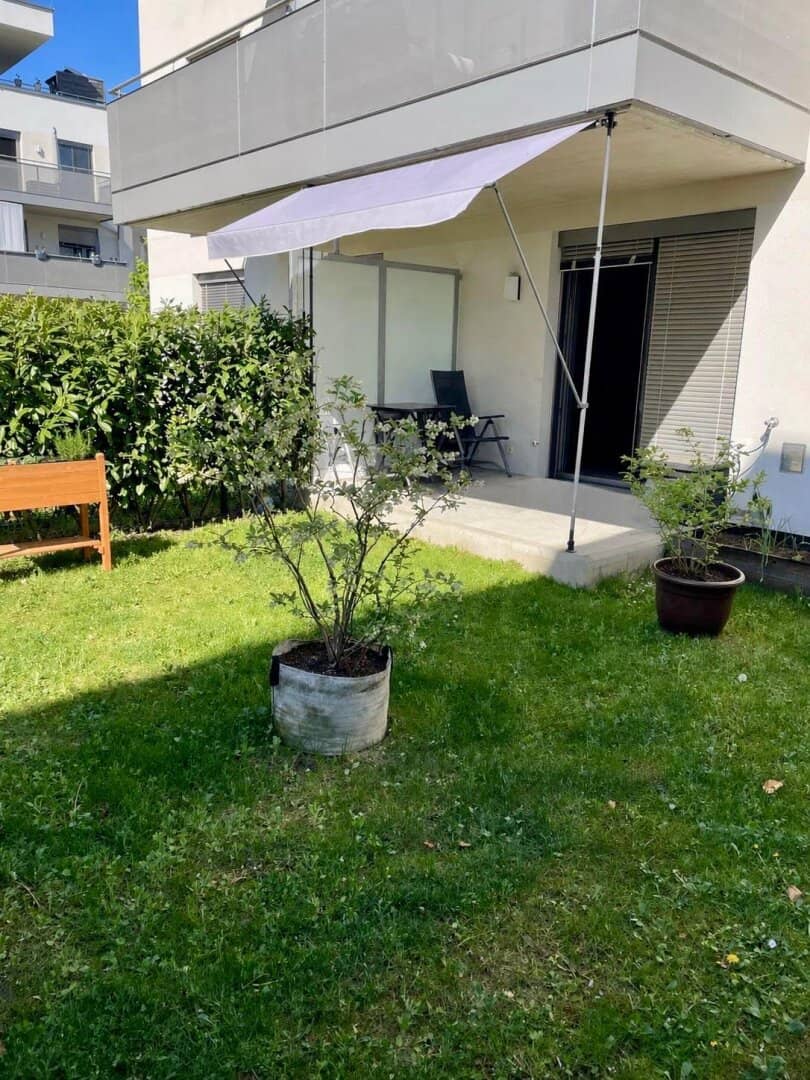 Traumhafe Gartenwohnung – moderner Wohnkomfort mit Eigengarten, Terrasse & Tiefgarage